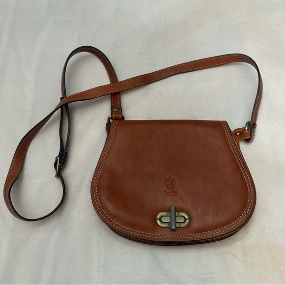 Vintage genuine Italian leather Crossbody flap Bag 51169 - Picture 1 of 12